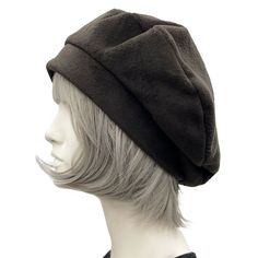 Cover up for the chillier or drizzly days of the year in this soft and comfortable beret, that offers full head coverage.A fun way to keep your head and ears warm and dry whilst looking super stylish!This gorgeous Beret hat handmade in soft fleece and lined in satin. Fleece has showerproof qualities so should keep your hair dry!Easy to wear and an elegant go-to for any occasion. Everybody looks good in a beret!!! Available in three colors, black, pink and green. Several sizes available, please c Black Hat Aesthetic, Barret Hat Outfit, Hermione Outfit, Barret Hat, French Hat, Headband Vintage, Clothing Aesthetic, Brand Ideas, Hair Dry