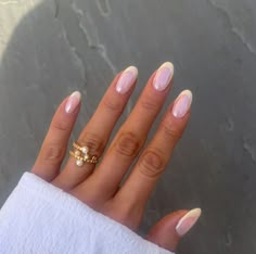 Golden Nails, Beauty Hacks Nails, Nail Tattoo, Oval Nails