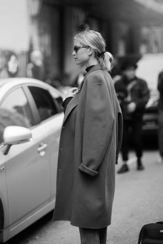 oversized coat Looks Street Style, Camel Coat, Celebrity Street Style, Mode Inspo, 가을 패션, Fashion Mode, Looks Style