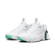 (WMNS) Nike Free Metcon 5 'White Emerald Rise Black' DV3950-101 Cheap Volleyball Shoes, Nike Volleyball Shoes, Best Volleyball Shoes, Womens Workout Shoes, Cloud Shoes, Nitty Gritty, Nike Metcon, Womens Training Shoes