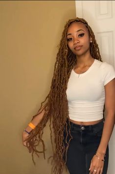 All Brown Soft Locs, Soft Locs With Color Brown, Brown Soft Locs With Curls, Brown Softlocs, Light Brown Faux Locs Black Women, Soft Locs With Brown, Colored Soft Locs Black Women, Brown Soft Locs Black Women, Light Brown Twists