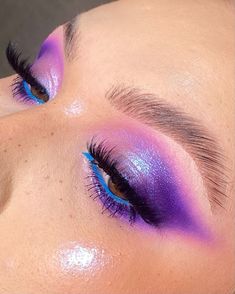 Bird Makeup, Colorful Eyeliner, Purple Makeup Looks, Shiny Makeup, Best Makeup Brands, Carnival Makeup, Unicorn Makeup, Smokey Eye Makeup Tutorial, Birthday Makeup