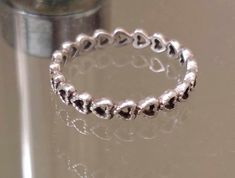 Dainty Tiny Hearts Sterling Silver Ring, Size 6.5 ..in very nice quality and condition.. tests for sterling silver but no visable stampings that I can see.. Silver Rings Dainty, Dainty Silver Jewelry, Rings Dainty, Zierlicher Ring, Tiny Heart, Jewelry Inspo, Rings Statement, Sterling Silver Ring, Statement Rings