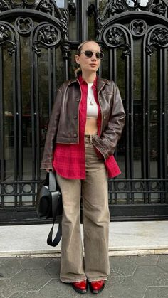 Outfit Outdoor, Street Outfit, Fall Street Style, Coat Fashion, Blazer Coat, Style Ideas, All About Fashion, Fitness Inspo, Street Style Women