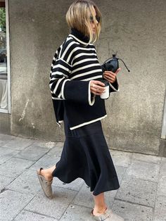 PULL CAMCAM - Shyrz - streetwear - y2k - casual - vanilla Flowy Bohemian Dresses, Trendy Maxi Dresses, Stylish Midi Dress, Oversized Turtleneck Sweater, Sweater Turtleneck, Ootd Dress, Mode Casual, Loose Pullover, Striped Turtleneck