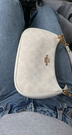 Tas Coach, Tas Lv, Trendy Purses, Luxury Bags Collection, Handbag Essentials, Girly Bags, Mia 3, Luxury Purses, Fancy Bags