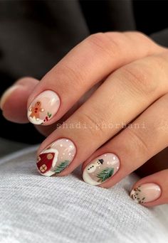 For simple and elegant Christmas nails, here are a few ideas that you can try: Red and Gold Classic: Nail color: Deep red base. Design: Gold glitter accent nails, or gold stripes on one or two nails for a festive touch. White and Snowflakes: Nail color: Soft white or off-white base. Design: Snowflake patterns in silver or light blue on one or two nails. These designs are easy to achieve with basic nail art tools like a fine brush, dotting tool, or striping tape. Christmas Nails Boho, Winter And Christmas Nails, Christmas Nails Simple Design, Fun Christmas Nails Acrylic, Christmas French Tips Nails, Red Xmas Nails Designs, Neutral Christmas Nails Simple, Simple Nails Christmas, Christmas Nails French Tips