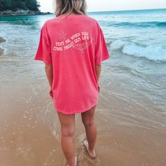 🌊 Love the ocean? Then this shirt was made to order just for you (or the wonderful person you're giving it to!) 🥥 See more Ocean Inspired Style Apparel here: https://www.etsy.com/shop/NostalgicTrendsCo?ref=dashboard-header§ion_id=49684854 ⬇️ HOW TO ORDER 1. Please check and review all of the listing photos 2. Select your shirt color and size from the drop down menu 3. Chose your quantity desired  4. Click "Add to Cart" (you can continue shopping if you'd like) 5. Click "Proceed to Check Out" 6 Save The Ocean, Shark Shirt, Aesthetic Shirt, Surf Tshirt, Aesthetic Shirts, Coconut Girl, Ocean Inspired, Ocean Inspiration, Beach Shirts