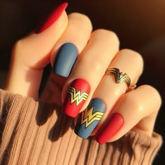 Superman Nails Designs, Nail Ideas Marvel, Wonder Woman Nail Art, Dc Nail Art, Supergirl Nails, Wonder Woman Nails Designs, Super Hero Nails, Marvel Nail Art