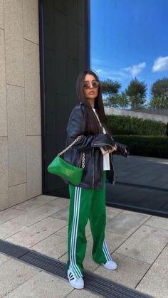 Green Track Pants Outfit, Green Outfit Fall, Green Adidas Pants, Green Joggers Outfit, Green Pants Outfit