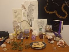 Athena's Altar Athena Altar Ideas, Athena Altar, Athena Aesthetic, Alter Ideas, Mystical Decor, Greek Goddess Of Wisdom, Venus In Gemini, Altar Ideas, Witch Rituals