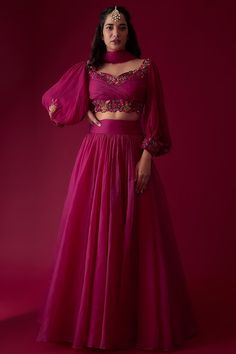 Pink Organza Lehenga Set Design by Ridhi Mehra at Pernia's Pop Up Shop 2023 New Blouse Design For Lehenga, Simple Lehanga Design Traditional, Organza Designer Dress, Simple Lehenga Blouse Designs, Lehenga For Wedding Party, Trending Lehanga Design, New Trending Dress 2024, Pink Lehnga Outfit Wedding, 2024 Lehenga Trends