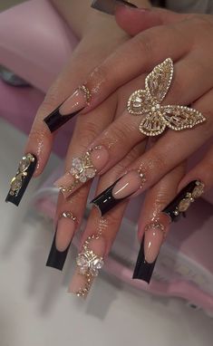 Long Square Nails With Charms, Long Square Acrylic Nails Black Design, Long Nails Ideas Square, Long Black Nail Ideas Square, Long Square Acrylic Nails With Charms, Long Square Acrylic Nails Goth, Simple Acrylic Nails, Cute Acrylic Nail Designs, Birthday Nails