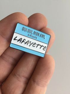 As featured on Buzzfeed Please note that we will be shipping out orders as soon as the new stock arrives Fan of Hamilton the American Musical? Fueled to Create now has enamel pins to show off your fandom! Hamilton Jokes, Hamilton Fanart, Hamilton Broadway, Hamilton Funny, Theater Kid, Hamilton Memes, Hamilton Musical, And Peggy, Theatre Nerds