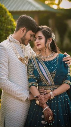 Engagement Portraits Poses, Indian Wedding Reception Outfits, Engagement Shoots Poses, Romantic Couple Poses, Engagement Photography Poses