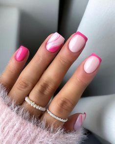 50+ Stunning Pink Spring Nail Designs You Need To Try; swirl nails! This includes pink spring nails 2023, pink spring nails design, pink spring nails acrylic, pink spring nails short, pink spring nails coffin, pink spring nails almond, pink spring nail ideas & more! This also includes pink spring nail art, pink nails, spring nails, spring nails designs, pink nails ideas, spring nail art, spring nails acrylic, spring nail colors, pink nail art & more! #pinkspringnails #pinknails #springnails Vom Avea Un Copil, Short Pink Nails, Square Nail Designs, Dipped Nails, Short Acrylic Nails, Best Acrylic Nails