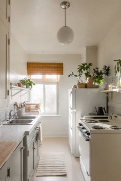 the kitchen is clean and ready for us to use in the day or night time