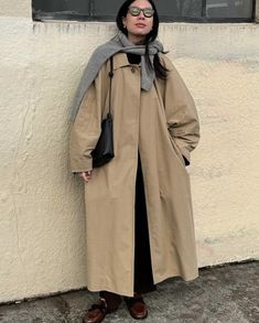 Knee Length Trench Coat Outfit, Nordic Style Fashion, Belle Silhouette, January 7, Coat Outfits, Winter Looks