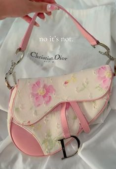 Aesthetic Bags, Bag Obsession, Jewelry Accessories Ideas, Girly Accessories