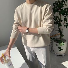 Spiritual Fashion, Solid Color Sweater, Mens Trendy Outfits, Color Sweater, Guys Clothing Styles, Mens Fashion Streetwear