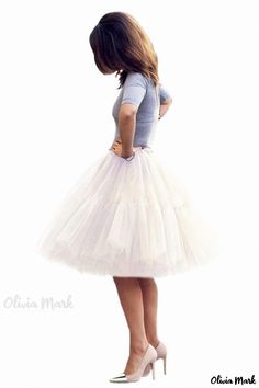 Olivia Mark - Stylish Layered Tulle Skirt with Intricate Paneling and Flared Silhouette Tutu Ballet, Knee Skirt, Gold Skirt, Tulle Midi Skirt, Tulle Tutu Skirt, Layered Tulle Skirt, Princess Skirt, Pretty Skirts, Princess Tutu