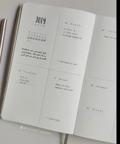 Weekly And Monthly Planner, Bujo Ideas Minimalist, Minimalist Journal, Bullet Journal 2023, Minimal Bullet Journal, Minimalist Bullet Journal Layout, Minimalist Bullet Journal, Bullet Journal Minimalist, Bullet Journal Work