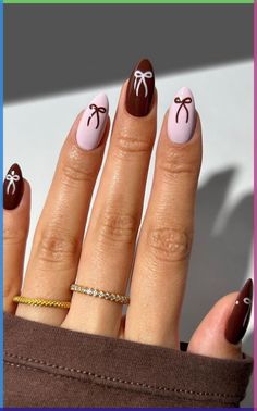 Dainty Bow Nails, Brown And White Nails Design, Winter Brown Nails, Pink And Brown Nails, Nail Ribbon, Bow Nail Art Designs, Bow Stacking, Ribbon Nails, Nails Bow