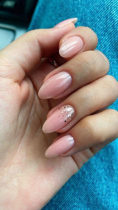 Acrylic Nails Almond Shape, Classy Nail Art Ideas, Gel Acrylic Nails, Simple Gel Nails, Minimal Nails, Classic Nails, Almond Acrylic Nails, Soft Nails, Clear Nails