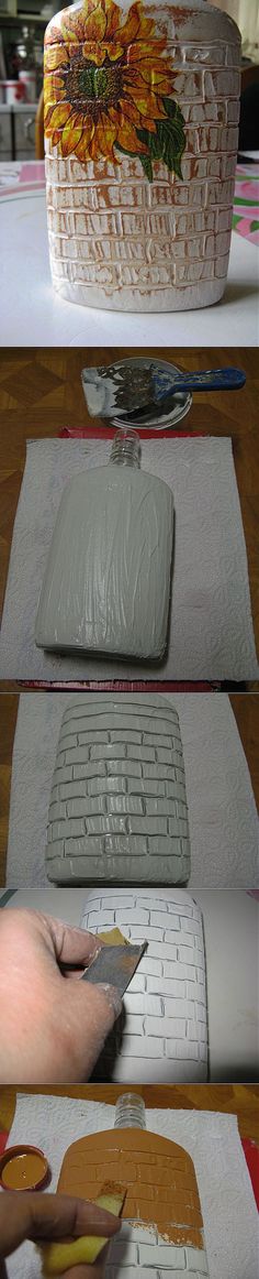 there are two pictures showing how to decorate a cake