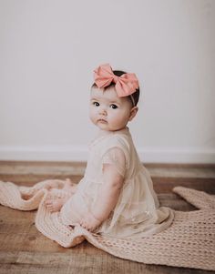 6 Month Photoshoot, 7 Month Baby, Baby Birthday Photoshoot, Easter Photoshoot, Newborn Family Photos, Toddler Photography, Baby Portraits