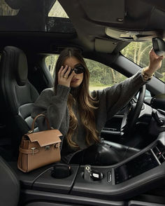 A trendy woman in a luxury car, showcasing a blend of casual chic and high-end fashion, ideal for those updating their style vision boards for 2024 Mode Editorials, Dream Future, Dream Vision Board, Life Vision Board, Vision Board Inspiration, Rich Lifestyle, Luxury Lifestyle Dreams