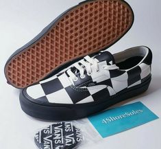 NEW Mens SZ 10 Barneys New York X Checkered VANS Black White Gum bottom NY. Shipped with USPS Priority Mail. 100 percent authentic, comes with bonus laces. Checkered Vans, Vans Black And White, Vans Black, Barneys New York, 100 Percent, Priority Mail, Gum, Athletic Shoes, Men's Shoes