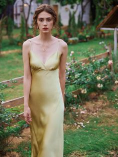 Get this vintage dress in Simple Retro. 2021 Spring/Summer simple retro style. Prom Dress Inspo, Miss Marple, Simple Retro, Midi Slip Dress, Dress Aesthetic, Slip Dresses, Dress Inspo, Yellow Dress, Guest Dresses