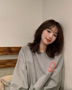 Korean Short Hair, Hair Style Korea, Women's Hairstyles, Shot Hair Styles, Haircuts For Medium Hair, Haircuts Straight Hair, Hair Stylist Life, Hairstyles Long, Dream Hair