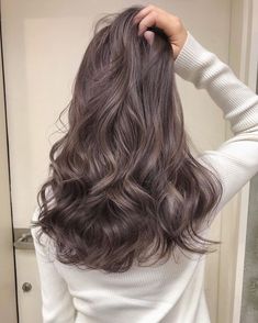 Korean Wavy Hair, Hair Stail, Ulzzang Hair, Hair Streaks, Pretty Hair Color, Hair Dye Colors