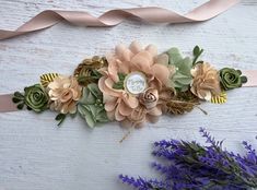 Boho Greenery Baby Shower Sash Greenery Maternity Sash - Etsy Woodland Mommy To Be Sash, Mommy To Be Sash Belly Bands, Baby Shower Sash For Mom, Mother To Be Sash, Baby Shower Belt, Baby Shower Belly Sash, Baby Shower Sash Boy, Baby Shower Verde, Maternity Belt Sash