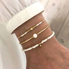 Bracelet Set 'Pearl Shine' – Mint15 Minimal Bracelet, Schmuck Diy, Chic Bracelet, Beads Bracelet Design, Fancy Jewellery, Birthday Wishlist, Miyuki Beads, Diy Schmuck, Girly Jewelry