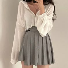 Shoujo Girl, Short Coats, Hooded Cardigan Sweater, Mens Outfit Inspiration, Silk Knit, Hooded Cardigan, Loose Tops, Short Coat, Casual Coat