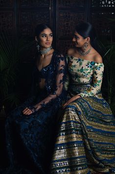 Repurposed Saree, Instagram Booth, Store Photoshoot, Victorian Dresses, Pakistani Style, Lengha Choli, Bollywood Outfits, Satin Saree, Bollywood Style