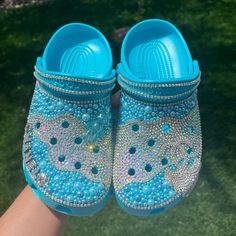 Hand Placed Pearls And Rhinestones Brand New Color: Blue Charms (Not Removable) Rhinestone Crocs Shoes, Cheer Crocs, Croc Design Ideas, Croc Decor Ideas, Blinged Out Crocs, Blinged Crocs, Croc Decor, Bedazzled Crocs, Taylor Swift Shoes