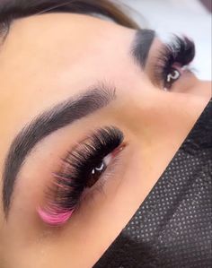 Feathered Eyelash Extensions, Color In Eyelash Extensions, Mink Lash Extensions Styles, Wispy Hybrid Lash Extensions With Color, Eyelashes Extensions With Color, Color Eyelash Extensions Styles, Wispy Eyelash Extensions With Color, Pink Eyelashes Extensions