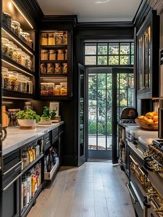 Bold Wall Design Concepts for Kitchen Pantries Industrial House Kitchen, Apothecary Pantry, Kitchen Pantry Design Ideas, Uncluttered Kitchen, Pantry Design Ideas, Rustic Kitchen Ideas, Kitchen Makeover Ideas