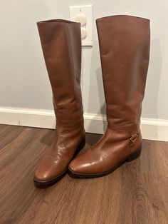 Vintage  Etienne aigner brown leather riding style boots, size 8  gold details on the boots  All leather uppers Made in Brazil  Excellent vintage condition,  very light wear! 16" tall , calf- 7" x2 , Brown Boots Womens, Vintage Brown Boots, Brown Vintage Boots, Womens Leather Boots, Leather Tall Boots, Riding Boots Fashion, Brown Boots Women, Boots Tall, Tall Leather Boots