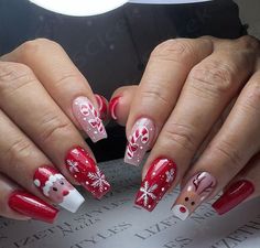 Noel Nail Art, Nails Navidad, Nail Art Noel, Nail Designs Ideas, Holiday Nails Christmas, Cute Christmas Nails, Nail Swag, Beautiful Nail Designs