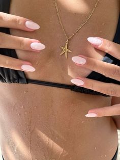 Nails For Bali Trip, Holiday Nails Beach, Nude Nail Art Designs, Europe Nails, Nude Nail Art, Beach Themed Nails, Vacation Nails Beach, Themed Nails, Beachy Nails