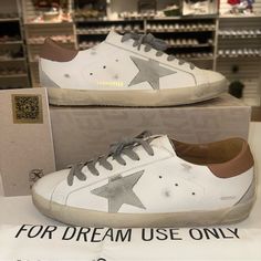 New With Box Golden Goose Super-Star Men Leather Sneakers Vacchetta Tan Brown Eu 42 Us 9 $595 Ships Same / Next Day! Shoes Golden Goose, Goose Shoes, Golden Goose Sneakers, Sole Sneakers, Golden Goose Shoes, Super Star, Golden Goose, Classic Man, Sneakers White