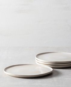 in stock Italian Dinner Plates, Design Methodology, Clay Making, Casual Dinnerware, Stone Plate, Visual Texture, Dinner Plate Sets, Plates Set, Traditional Crafts