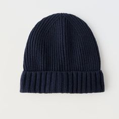 Nwt. Zara Kids Navy Blue Cuffed Knit Hat. Size 6-9 Years. Ref. 1323/792. Blue Knit Beanie For Winter, Blue Wool Knitted Beanie, Blue Knit Beanie Cap, Classic Blue Winter Hat, Blue Knit Beanie One Size, Blue Knit Beanie Hat, Navy Cotton Winter Hat, Winter Navy Cotton Hat, Blue Wool Beanie