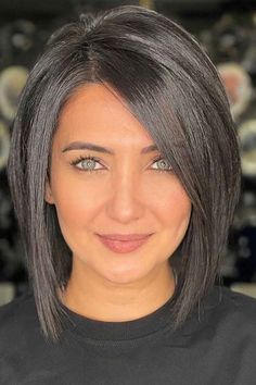 Short Straight Hair, Haircuts For Medium Hair, Medium Hair Cuts, Medium Length Hair Cuts, Brunette Hair, Grey Hair