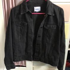 Black Denim Jacket, Never Worn! Old Navy Jean Jacket, Navy Denim Jacket, Embroidered Jean Jacket, Black Jean Jacket, Coats Black, Vintage Jean Jacket, White Jean Jacket, Cropped White Jeans, Crop Jean Jacket